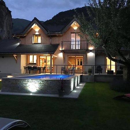 Chalet Barbara With Swimming Pool In The Heart Of Oisans Le Bourg-dʼOisans Dış mekan fotoğraf