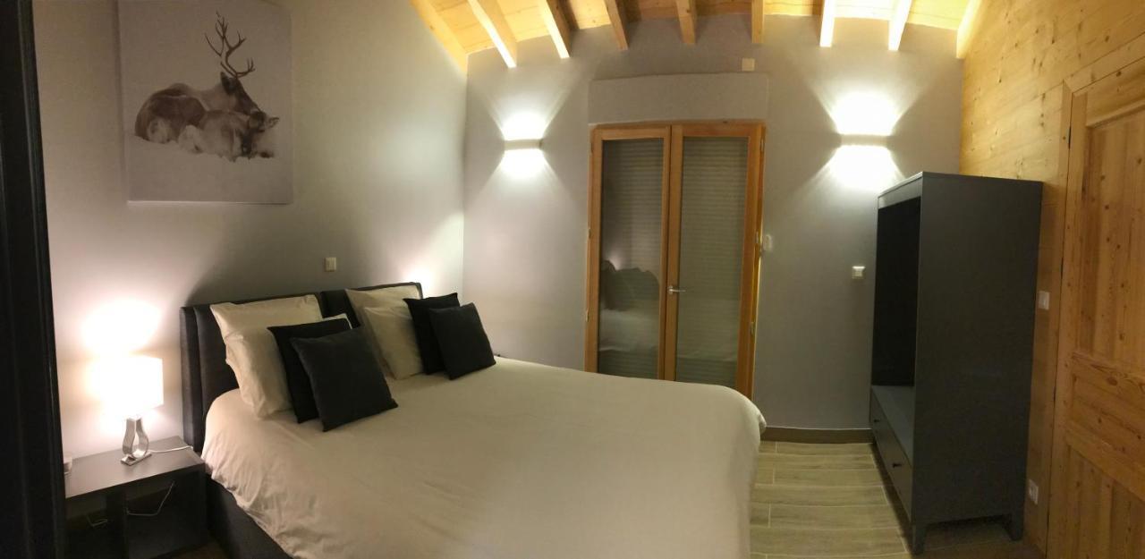 Chalet Barbara With Swimming Pool In The Heart Of Oisans Le Bourg-dʼOisans Dış mekan fotoğraf