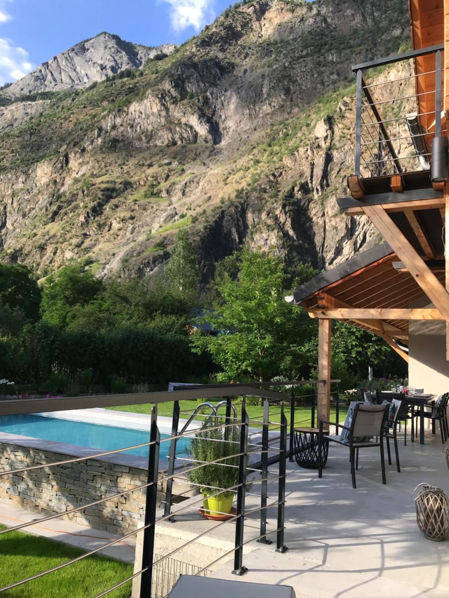 Chalet Barbara With Swimming Pool In The Heart Of Oisans Le Bourg-dʼOisans Dış mekan fotoğraf
